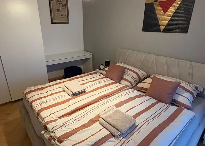 Kamence With Free Parking Apartmán